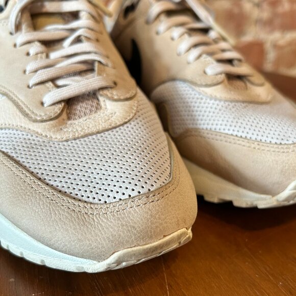 Nike Air Max 1 Pinnacle 2017 | Women's Size 8 (Fits 8.5) | Color: 'Mushroom' - Picture 3 of 6